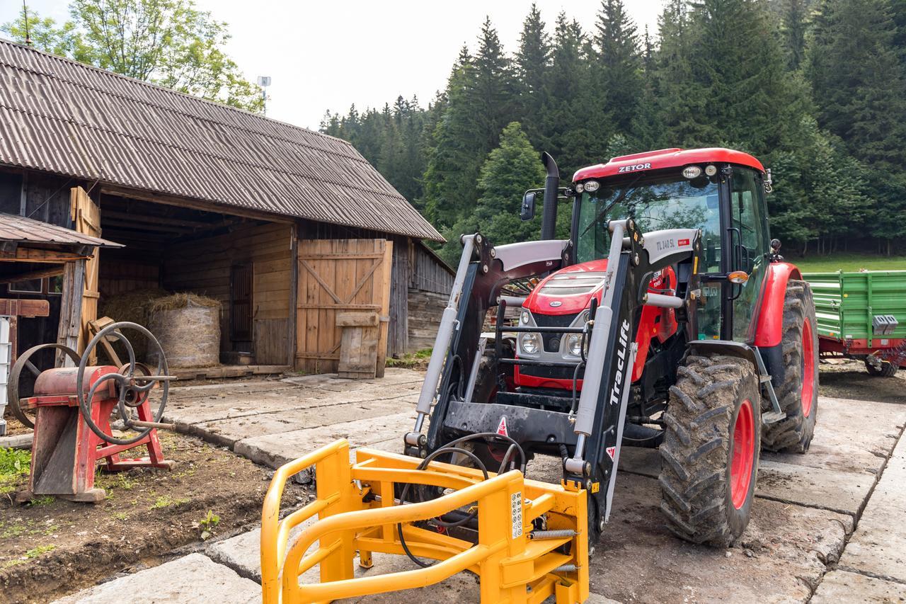 Statek U Rajmunda Zemedelska Farma Villa Velké Karlovice Buitenkant foto